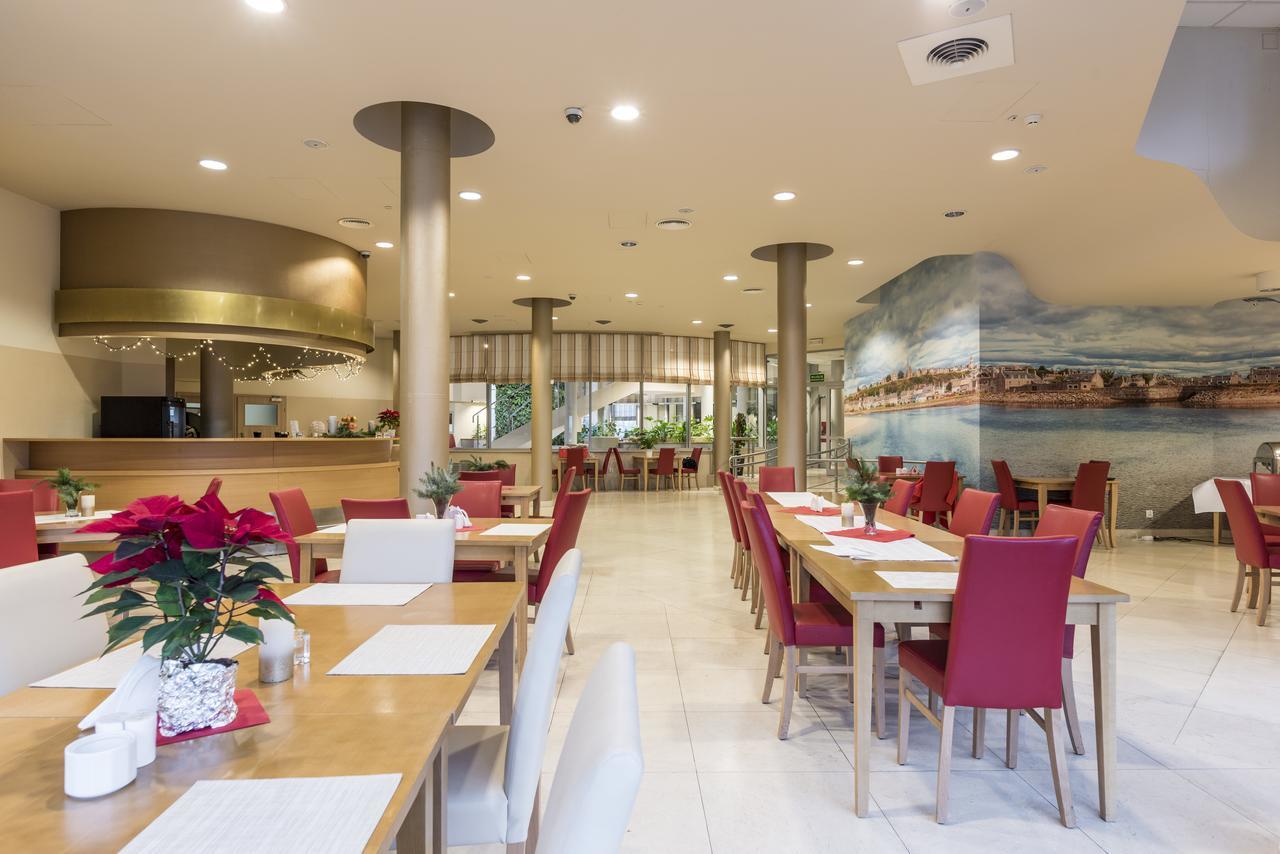 Willa Wiosenna Hotel Ozarow Mazowiecki Buitenkant foto