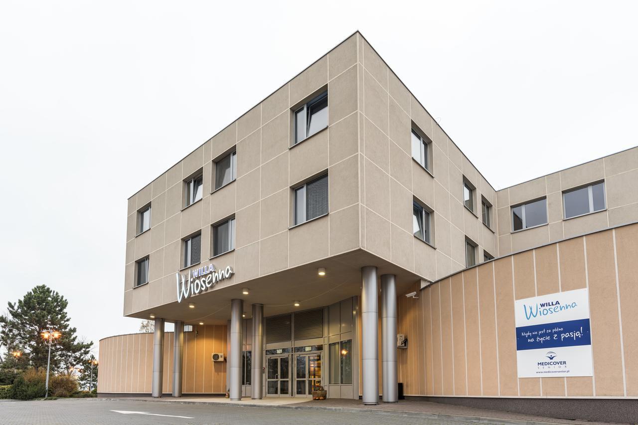 Willa Wiosenna Hotel Ozarow Mazowiecki Buitenkant foto